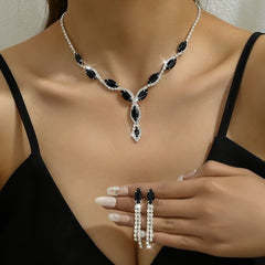 Horse eye water droplet necklace tassel earrings