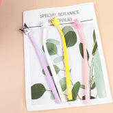 قلم محايد بموسيقى متأرجحة