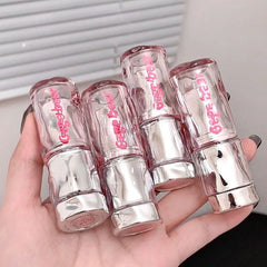 ہلکی اور موئسچرائزنگ لپ اسٹک