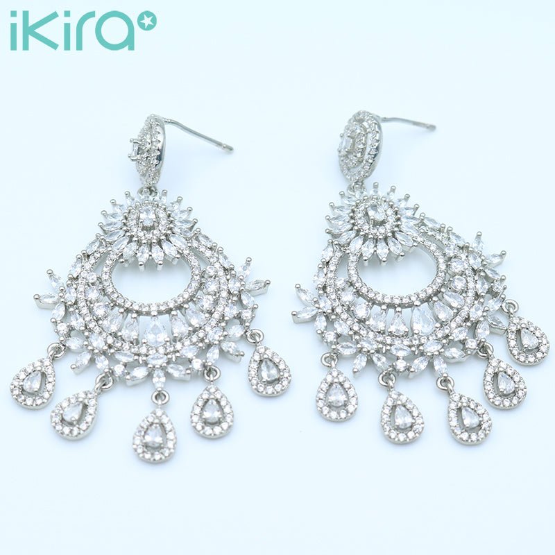 ikira_jewelry_earrings_Regal Bloom Earrings_1