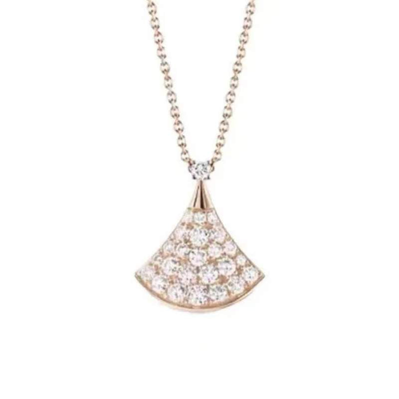 Fan shaped skirt necklace