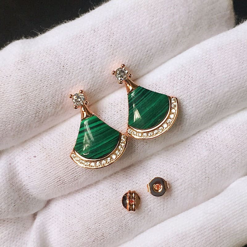 Elegant Fan-Shaped Drop Earrings