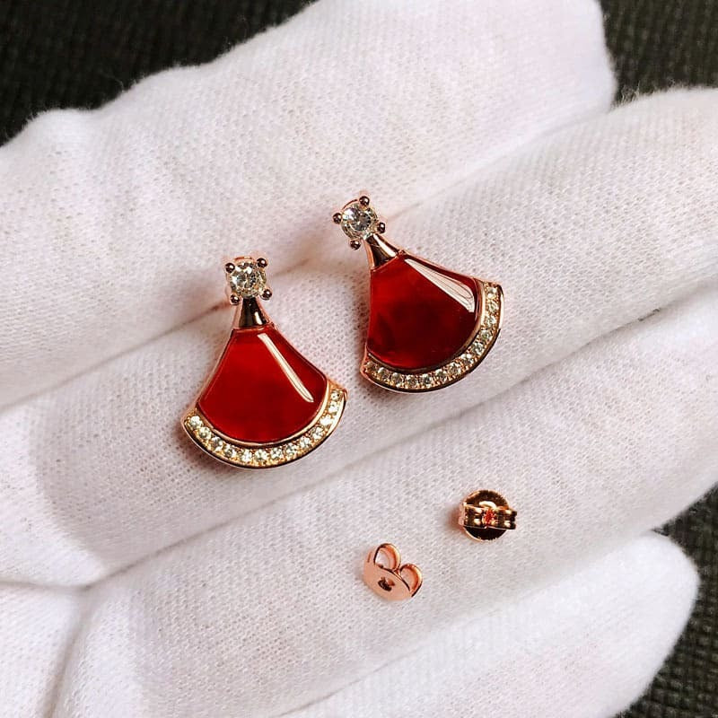 Elegant Fan-Shaped Drop Earrings