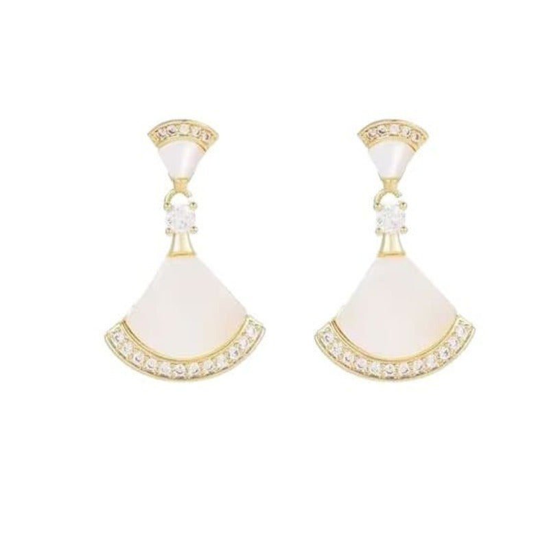 Elegant Fan-Shaped Drop Earrings
