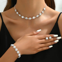 Camellia Water Diamond Necklace
