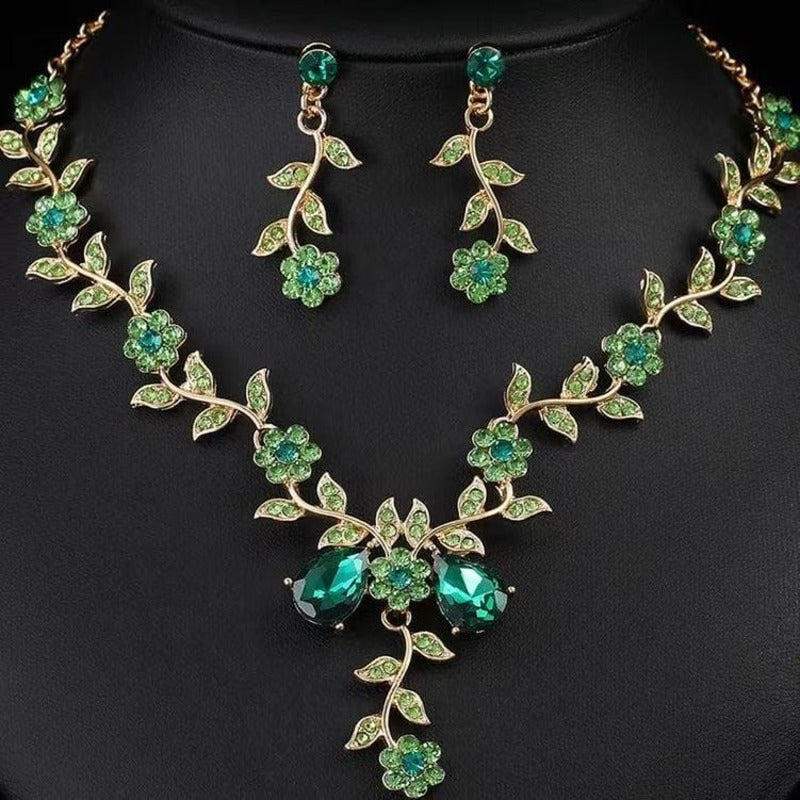 Flower Water Diamond Necklace Earrings