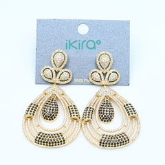 ikira_jewelry_earrings_gold_clover_drop_earrings_with_teardrop_shape_gold_2