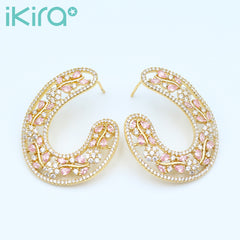 ikira_jewelry_earrings_pink_and_white_flower_stud_earrings_with_gold_finish_pink_1