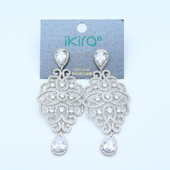 ikira_jewelry_earrings_silver_diamond_studded_earrings_silver_2