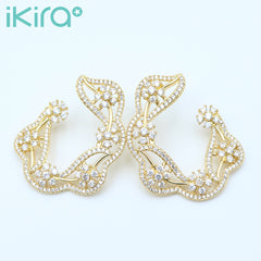 ikira_jewelry_earrings_silver_flower_stud_earrings_gold_1