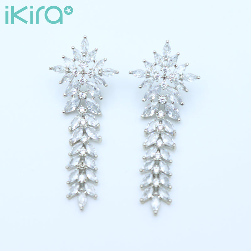 ikira_jewelry_earrings_white_floral_tassel_earrings_silver_1